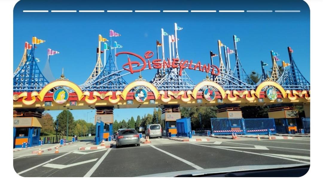 Appartement Situe Place Toscane A 5 Min De Disney Serris Bilik gambar